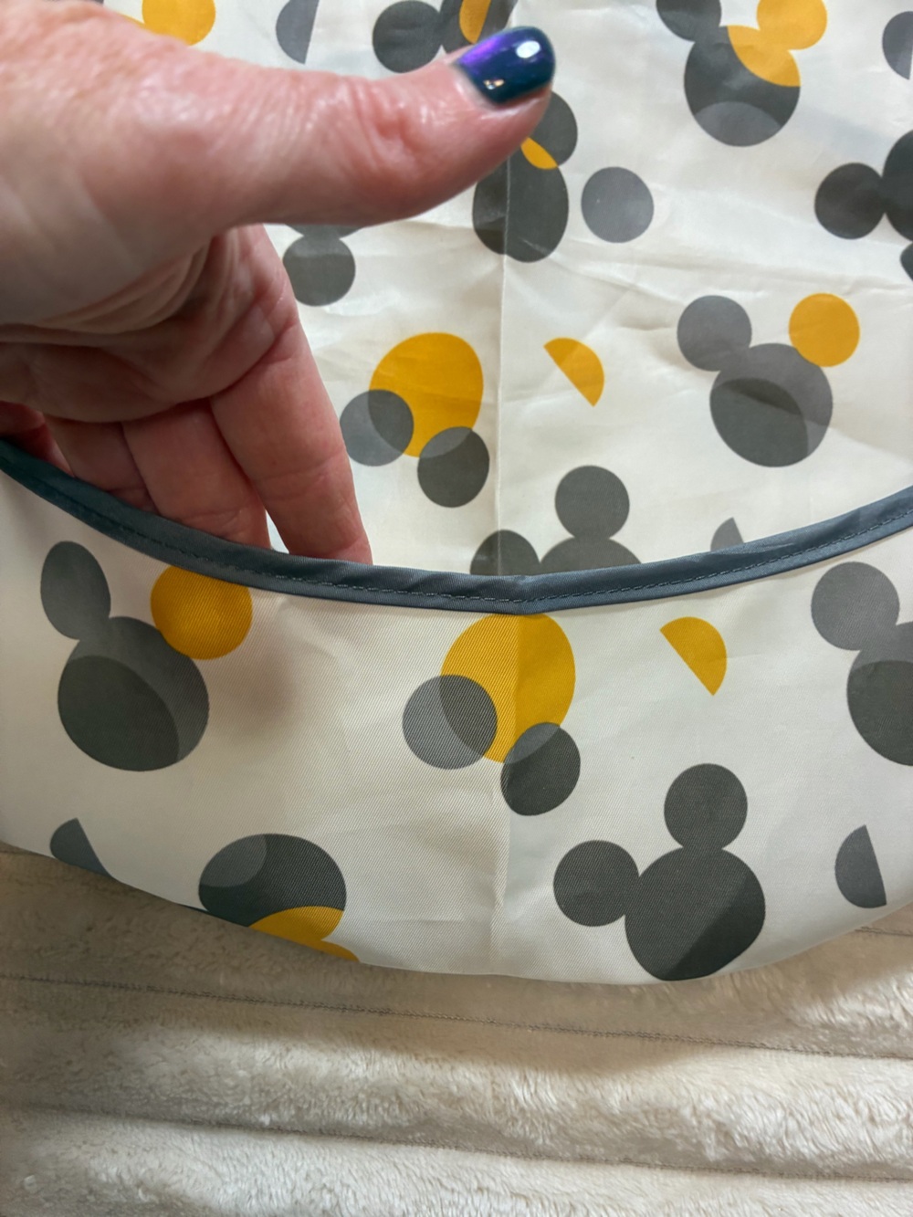 Disney Baby Mickey Mouse Reversible Smock Bib ❤️🖤 - Picture 5 of 8